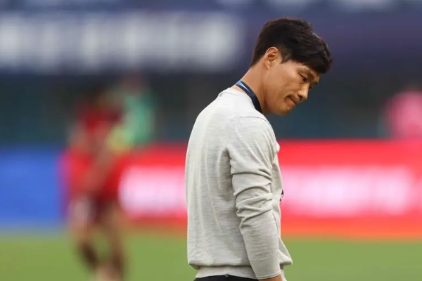 河南隊主帥南基一面對與青島海牛的關鍵戰役